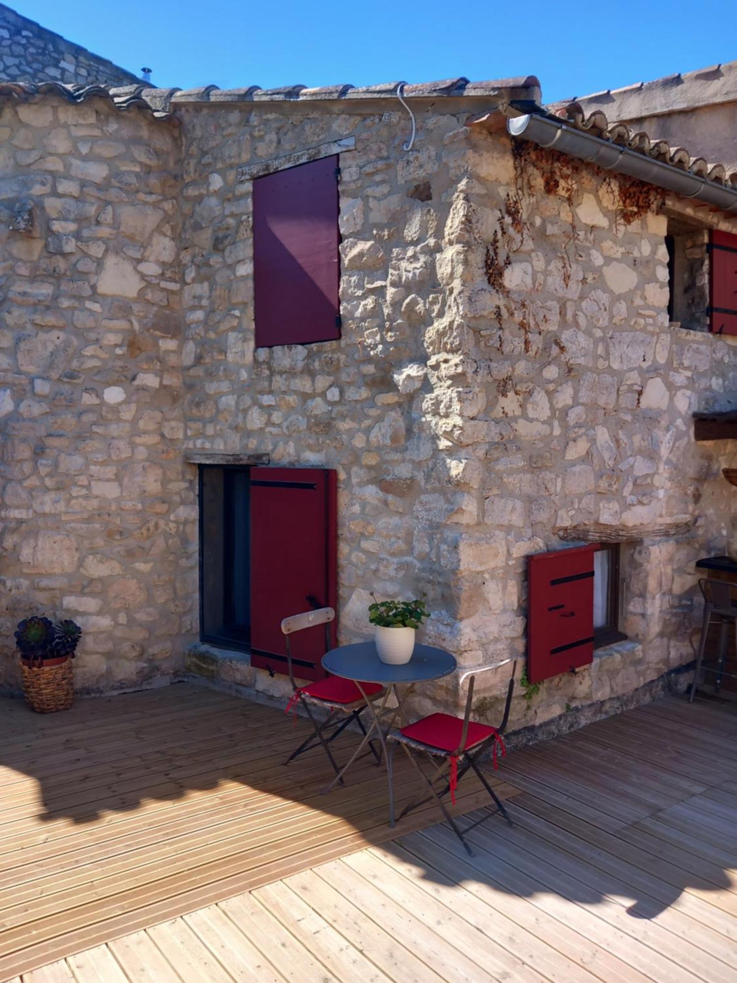 Chez Daniele Chambre Avec Jacuzzi Et Terrasse Privee Murs  Buitenkant foto